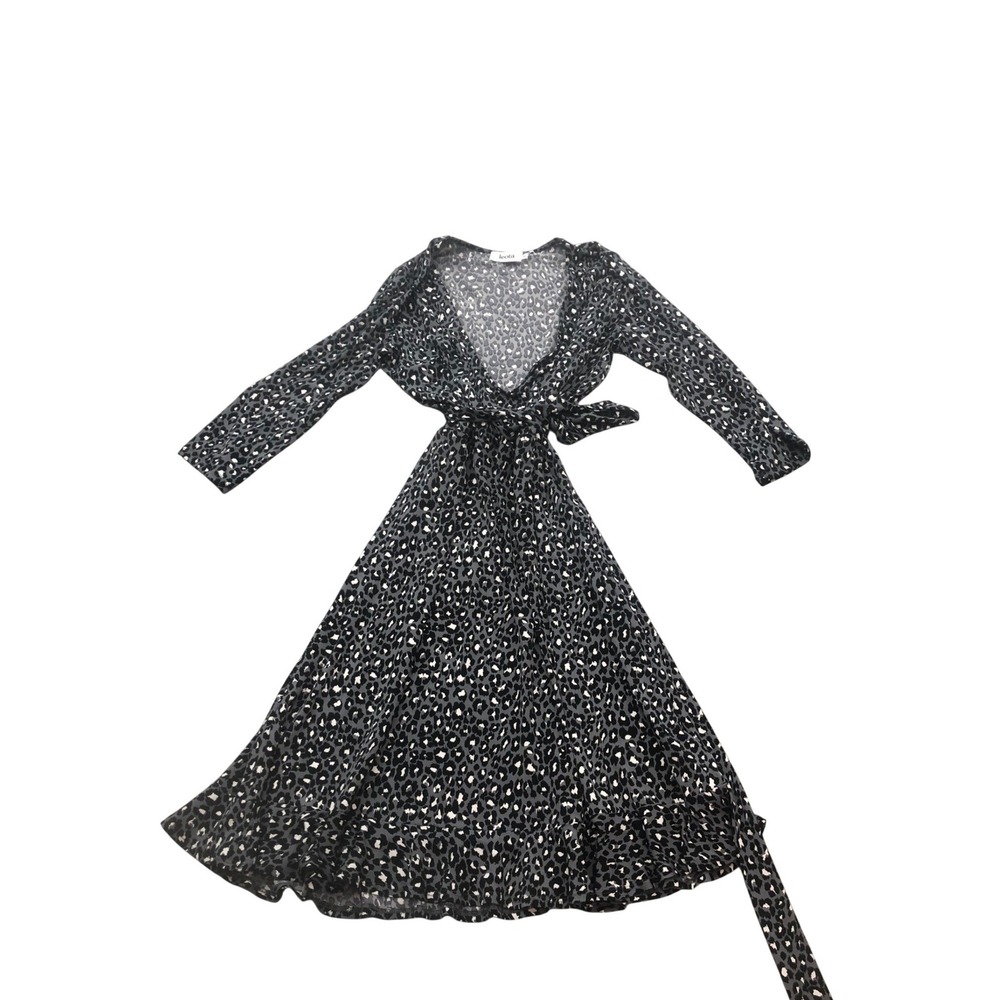 Leota Women's Gray Leopard Print Long‎ Sleeve Wrap Midi Dress